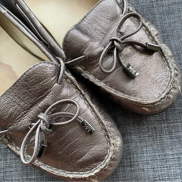 Michael Kors Sutton Metallic Moccasin Loafers Flats - Picture 2 of 10